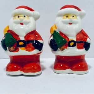 Pair Of Ceramic Santa Claus Salt And Pepper Shaker Set New in Original Box